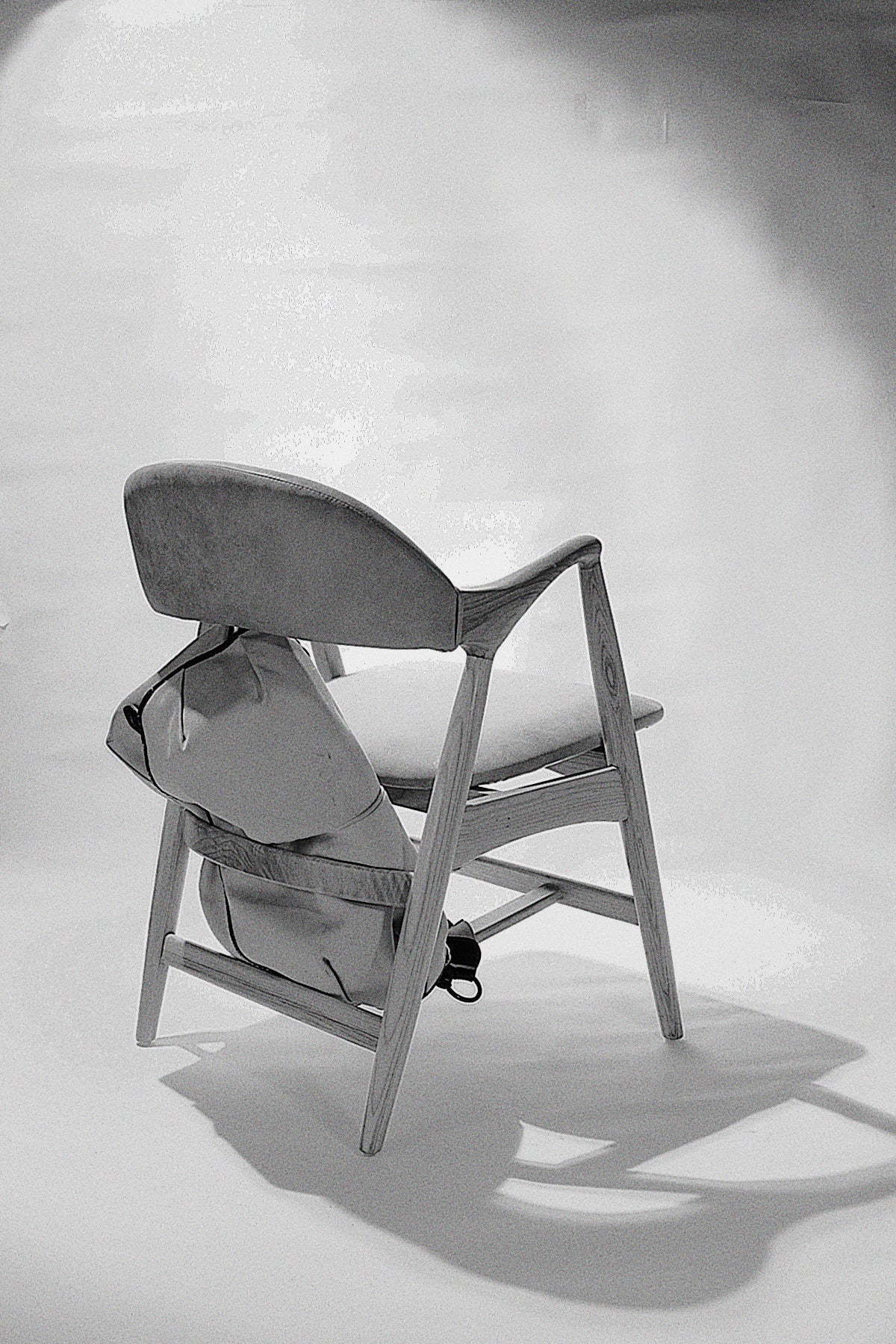 LCC-Halfarm Chair NA(BG)